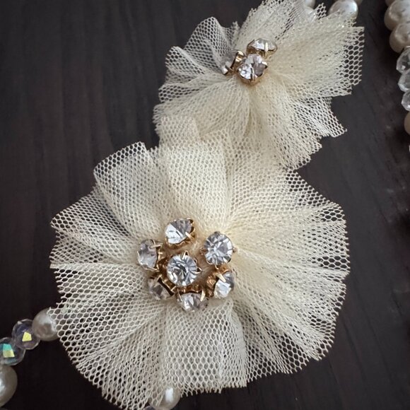 Statement Necklace White Faux Pearls and Clear AB Faceted Beads Tulle Flowers - Picture 5 of 9